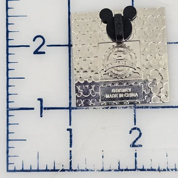 DISNEY Pin Trading ~ Character Deluxe Starter Set ~ PLUTO ~ 2013 - Picture 11 of 11